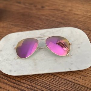 Diff aviators, pink lens, gold frame. With original drawstring case